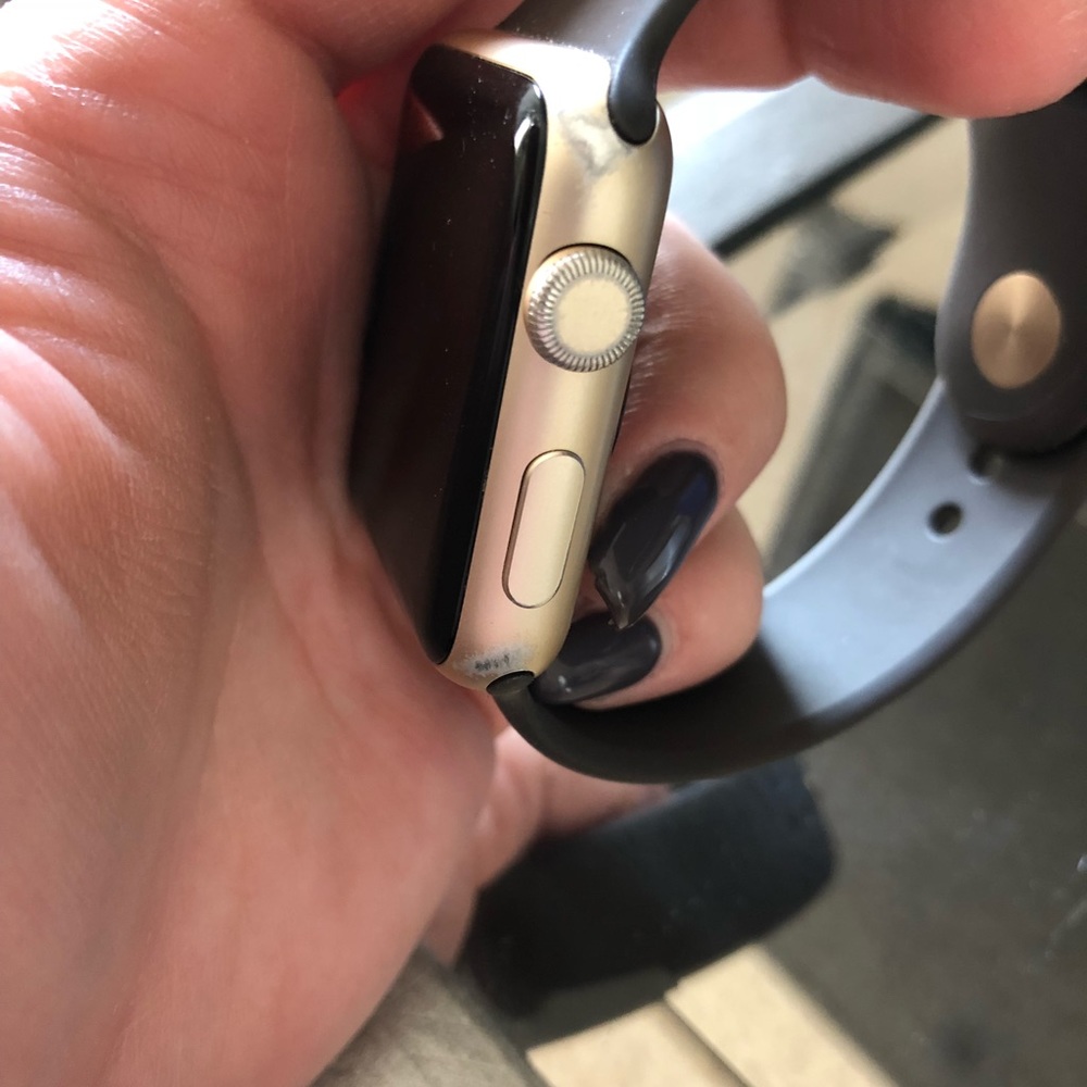 Apple Watch Series 1 - 42MM - Picture 4 of 7